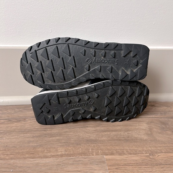 Saucony Jazz Sneakers - Picture 4 of 5